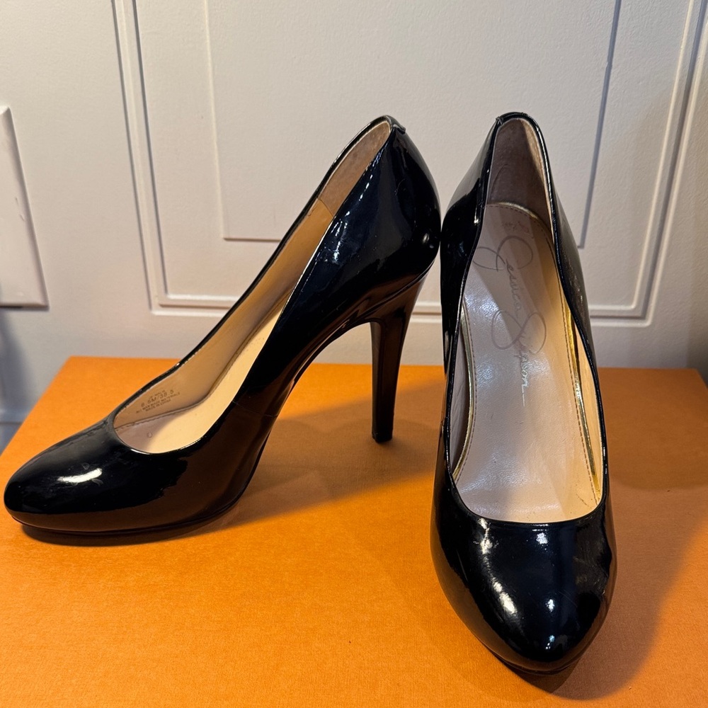 Jessica Simpson Glossy Black Heels